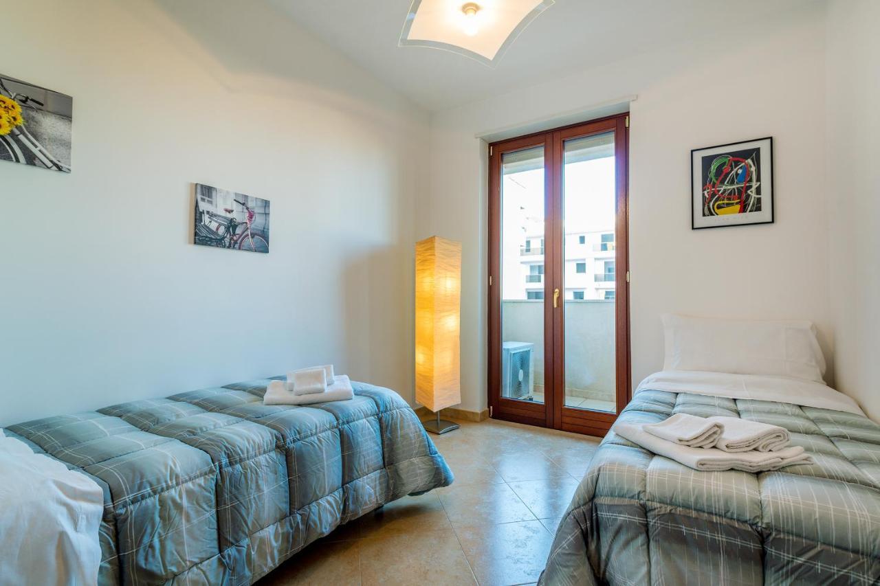 Goodstay Archimede Apartment Lecce Bagian luar foto