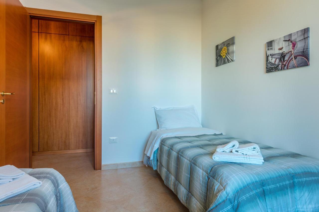 Goodstay Archimede Apartment Lecce Bagian luar foto
