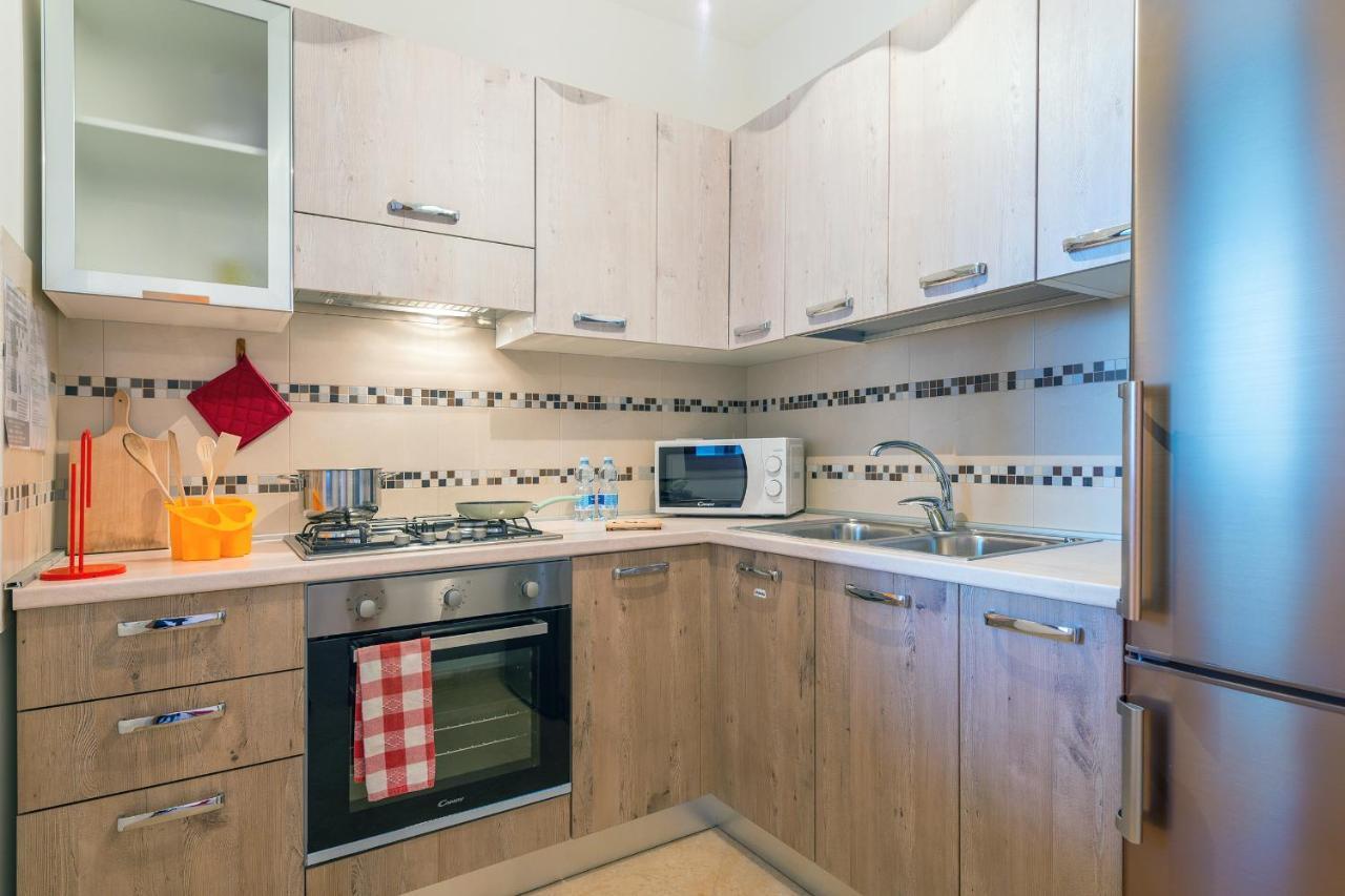 Goodstay Archimede Apartment Lecce Bagian luar foto